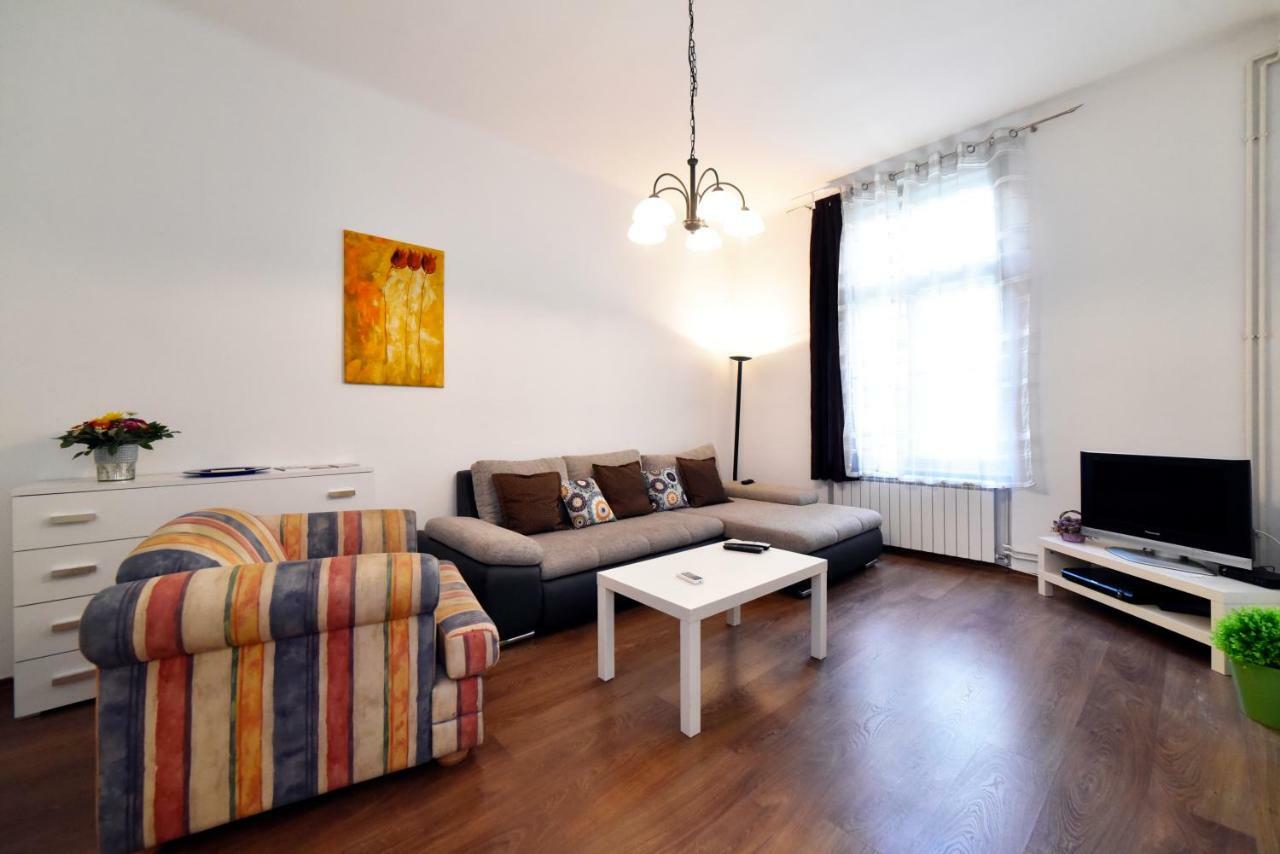 Apartment Central ซาเกร็บ ภายนอก รูปภาพ